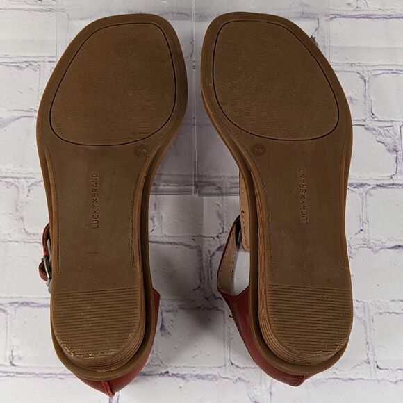 Lucky Brand Annamae Leather T-Strap Thong Sandals - Picture 6 of 9